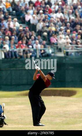 LE GOLF OUVERT AU TROON 2004 DERNIER JOUR TIGER WOODS 2ÈME SUR LE 2ÈME 18/7/2004 PHOTO DAVID ASHDOWNOpen Golf Troon 2004 Banque D'Images