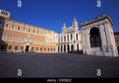 Façade de Loggia Delle Benedizioni, Archasilica de Saint John Latran, Rome, Italie Banque D'Images