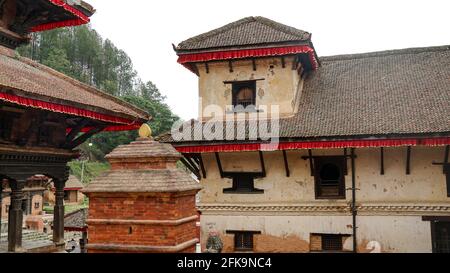 Temple Indreshwor Mahadev sur la place Panauti Durbar au Népal, site provisoire de l'UNESCO. La ville sainte et sacrée de l'Asie du Sud. Hindouisme et bouddhisme terre Banque D'Images