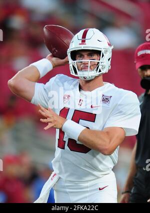 (PHOTOS DU FICHIER).ancien quarterback du Cardinal Stanford (15) Davis Mills devrait passer de la 2e à la 3e série de la version 2021 de la NFL Draft. Ici, il est photographié le 7 septembre 2019 par rapport aux Trojans USC, la version NFL sera tenue à Cleveland, Ohio, le 29 avril 2021.(crédit obligatoire : Jose/MarinMedia.org/Cal Sport Media) (photographe complet absolu et crédits requis) Banque D'Images