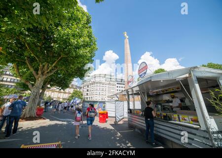 Luxembourg, Grand-Duché de Luxembourg - 06 juillet 2018 : vue sur une des rues du centre de Luxembourg Banque D'Images