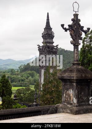 Hue, Vietnam - 12 mars 2016 : sur le terrain de Khai Ding Tombeau, un des Tombeaux impériaux de Hue Banque D'Images