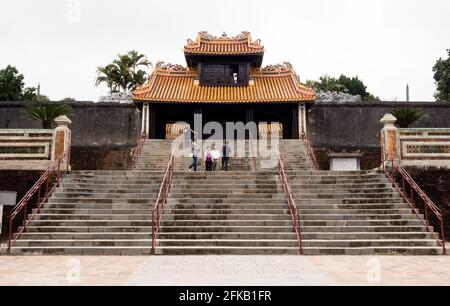 Hue, Vietnam - 12 mars 2016 : sur le terrain de Tu Duc Tombeau, un des Tombeaux impériaux de Hue Banque D'Images