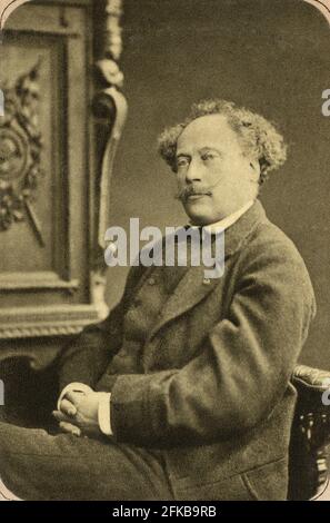 Alexandre Dumas fils (1824-1895). Écrivain et dramaturge. Est devenu célèbre pour avoir écrit « les trois Mousquetaires » (les trois Mousquetaires) et « la Dame aux Camélias ». (La Dame des Camellias) Photographie de 1884. Paris, Fondation Napoléon Banque D'Images