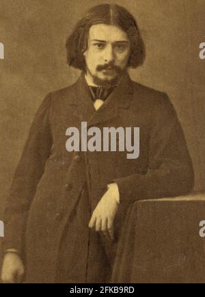 Alphonse Daudet (1840-1897) romancier français. Ses principales œuvres sont : 'les lettres de mon moulin' (1866), 'le petit Chople' (Little What's-HIS-Name) (1868), 'les contes du lundi' (les Tales du lundi) (1873) et 'Numa Roumestan' (1881). Photographie de 1869. Paris, Fondation Napoléon Banque D'Images