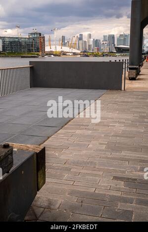 Une promenade autour de Royal Albert Dock, est de Londres, Angleterre Banque D'Images