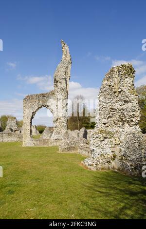 Le Prieuré de notre-Dame de Thetford, ruines du monastère médiéval de Cluniac, fondé au XIIe siècle. Banque D'Images