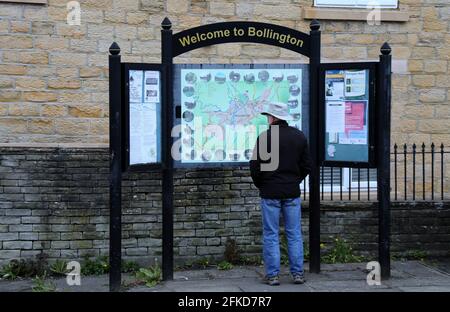 Touristique dans la ville historique de Cheshire de Bollington Banque D'Images