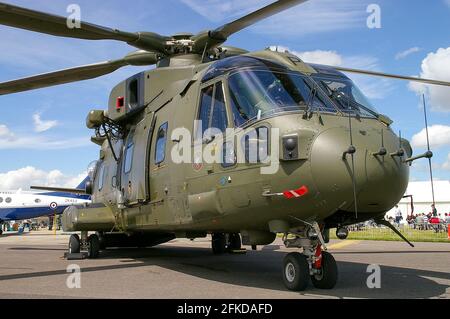 Royal Air Force, RAF, AgustaWestland AW101 EH101 Merlin HC3 hélicoptère ZJ131 du 28 Squadron exposé statique au RIAT 2007. RAF Fairford Banque D'Images