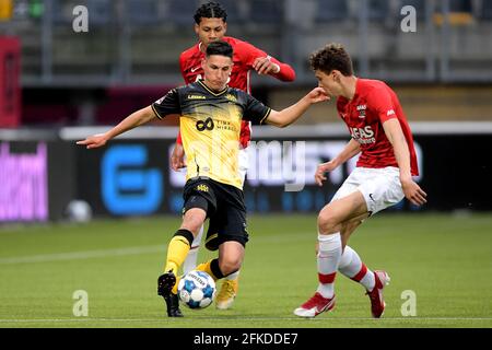 KERKRADE, PAYS-BAS - AVRIL 30 : Stefano Marzo de Roda JC, Maxim Gullit de AZ U23 lors du match néerlandais Keukenkampioen Divisiie entre Roda JC et AZ U23 à Parkstad Limburg Stadion le 30 avril 2021 à Kerkrade, pays-Bas (photo de Gerrit van Keulen/Orange Pictures) Banque D'Images