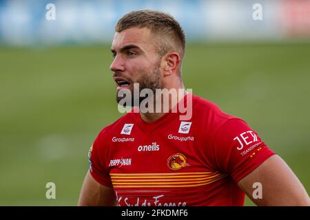 Mike McMeeken (12) de Catalans Dragons pendant le match Banque D'Images