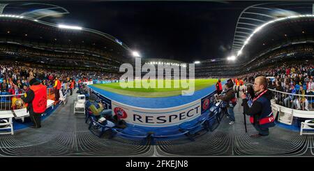 Vue panoramique à 360° de Estadio Santiago Bernabeu Madrid Espagne 6.11.2012, football: Match de la ligue des champions Real Madrid vs Borussia Dortmund - avant le match