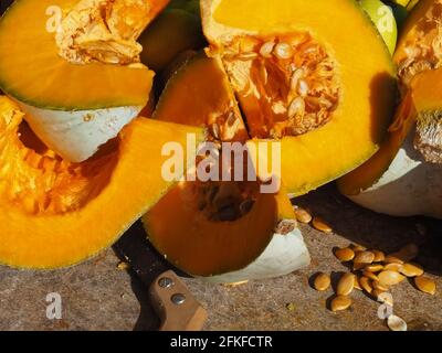 Macro d'un melon de miel en tranches au soleil Banque D'Images