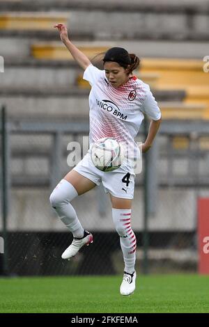 Rome, Italie. 1er mai 2021. Yui Hasegawa de l'AC Milan vu en action pendant le championnat italien de football League A Women 2020/2021 match entre AS Roma vs AC Milan au stade Tre Fontane/LiveMedia crédit: Independent photo Agency/Alay Live News Banque D'Images