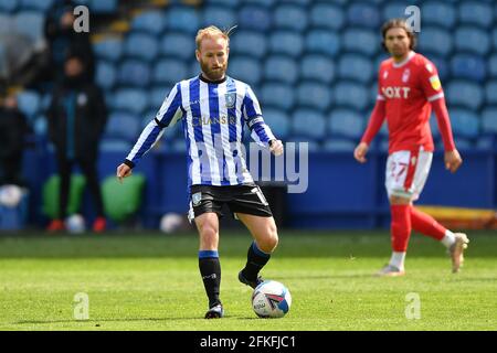 SHEFFIELD, ROYAUME-UNI. 1ER MAI Barry Bannan de Sheffield mercredi lors du match de championnat Sky Bet entre Sheffield mercredi et Nottingham Forest à Hillsborough, Sheffield, le samedi 1er mai 2021. (Credit: Jon Hobley | MI News) Credit: MI News & Sport /Alay Live News Banque D'Images