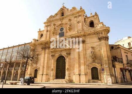 Monuments architecturaux de Saint Ignace de l'église mère de Loyola (Chiesa Madre di San Ignazio di Loyola) à Scicli, province de Ragusa, Sicile - Italie. Banque D'Images