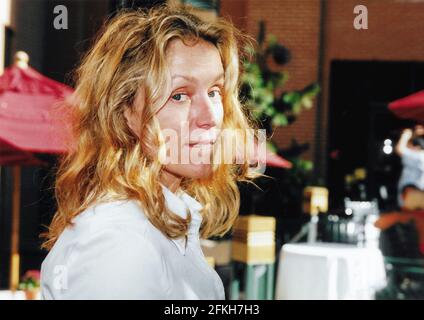 26 avril 2021 - Frances McDormand remporte son troisième Oscar de la meilleure actrice pour ''Nomadland'' aux 93e Academy Awards. Photo du fichier : TIFF 2002, Toronto, Ontario, Canada. (Image de crédit : © Brent Perniac/AdMedia via ZUMA Wire) Banque D'Images