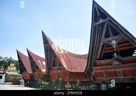 Objek Wisata Budaya Batu Kursi Raja Siallagan ou Musée Huta Bolon Simanindo pour la visite de voyage indonésienne à Ambarita de tomok À Samosir à Sumatera U. Banque D'Images