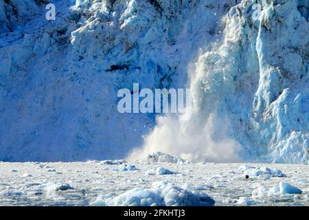 Effondrement du glacier à Kenai Fjords Alaska USA Banque D'Images