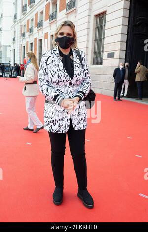 Madrid, Espagne. 02 mai 2021. La chanteuse Ainhoa Arteta assiste à la cérémonie civilo-militaire à la Puerta del sol à l'occasion de la Journée de la Communauté de Madrid. Crédit : SOPA Images Limited/Alamy Live News Banque D'Images