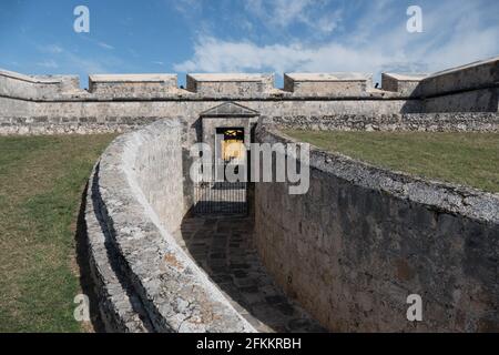 El fuerte de San Miguel de Campeche es un ejemplo signicativo de la arquitectura militar campechana, se conaluyó gracias al proyecto del Ing Agus Banque D'Images