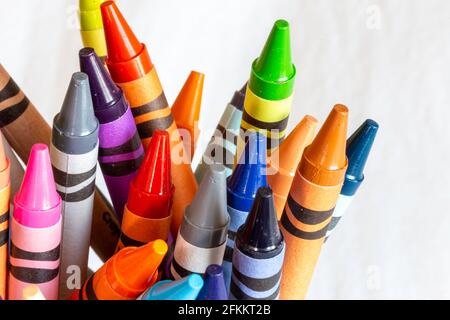 Les crayons Crayola sont des fournitures d'art populaires pour les enfants, USA Banque D'Images