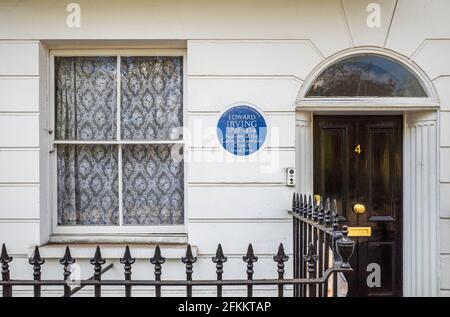 Edward Irving London Blue plaque - Edward Irving, 1792-1834, Preacher et fondateur de l'Église catholique apostolique a vécu dans cette maison le 4 Claremont Sq. Banque D'Images