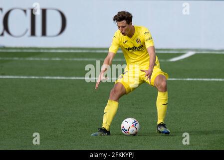 Villarreal, Espagne. 02 mai 2021. Pau Francisco Torres de Villarreal CF en action pendant le match de football espagnol de la Liga entre Villarreal et Getafe à l'Estadio de la Ceramica. (Note finale; Villarreal CF 1:0 Getafe CF) crédit: SOPA Images Limited/Alay Live News Banque D'Images