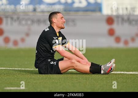 Novara, Italie. 02 mai 2021. Alessandro Gabrielloni (#9 Como 1907) lors du match série C entre Novara et Côme au stade Piola à Novara, Italie crédit: SPP Sport Press photo. /Alamy Live News Banque D'Images