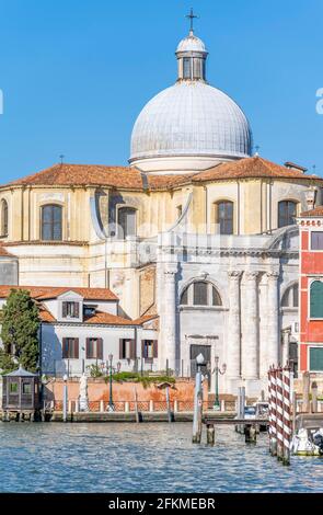 Église Chiesa di San Geremiaam Canal Grande, Venise, Vénétie, Italie Banque D'Images