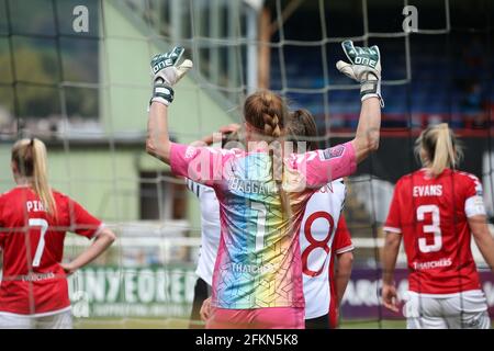 Bath, Royaume-Uni. 02 mai 2021. Sophie Baggaley (1 Bristol City) pendant le match WSL entre Bristol et Manchester United au parc Twerton à Bath, Angleterre crédit: SPP Sport Press photo. /Alamy Live News Banque D'Images