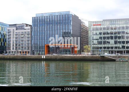 76 quai de Sir John Rogersons à Dublin Banque D'Images