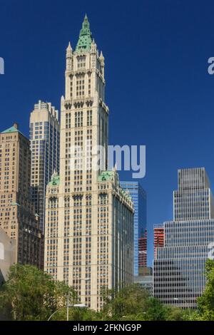 The Woolworth Building, gratte-ciel art déco sur Broadway, New York City, États-Unis Banque D'Images