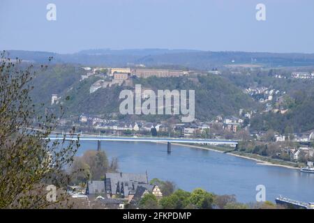 Vue sur Coblence depuis le Rittersturz Banque D'Images