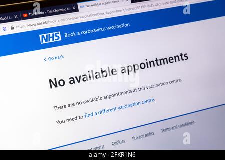 Le site Web du NHS pour la réservation de rendez-vous avec le coronavirus Covid-19 dans les centres de vaccination locaux en Angleterre - aucun rendez-vous disponible. Mai 2021 Banque D'Images