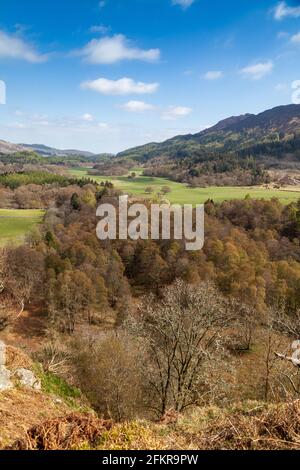 Vers l'est en direction de Comrie depuis le sommet de Dundurn - Colline St Fillans Banque D'Images