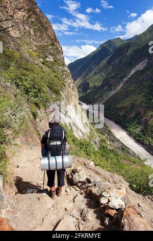 Rio Apurimac, Apurimac est la partie supérieure du longiste et le plus grand fleuve Amazone, vue du sentier de randonnée Choquequirao, région de Cuzco, Machu Picchu sont Banque D'Images