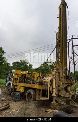 Un camion de forage de puits de forage en gros plan, Tubewell Drilling machine. Banque D'Images