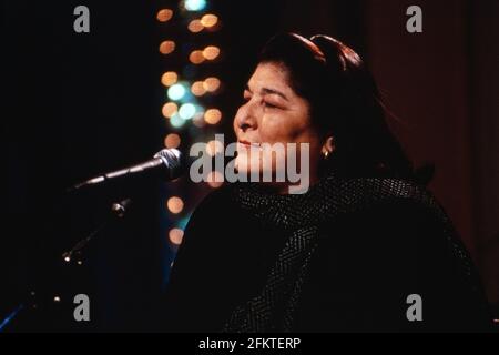 Talkshow 'Live', Talkshow, Deutschland 1987 - 1996, Sendung vom 30. Septembre 1993, Showact: Mercedes Sosa Banque D'Images