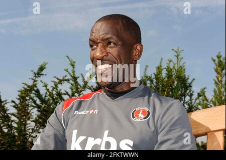 Chris Powell Directeur de Charlton Athletic FC. 2/9/2011. PHOTO DAVID ASHDOWN Banque D'Images