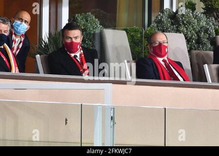 Oleg Petrov, Albert II Prince de Monaco assistez au match Monaco contre Lyon - Ligue 1 Uber Eats au stade Louis II, à Monaco, le 2 mai 2021. (Photo de Lionel Urman/Sipa USA) Banque D'Images