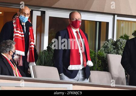 Oleg Petrov, Albert II Prince de Monaco assistez au match Monaco contre Lyon - Ligue 1 Uber Eats au stade Louis II, à Monaco, le 2 mai 2021. (Photo de Lionel Urman/Sipa USA) Banque D'Images