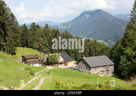 Vue de Schwarzenberg à Bregenzerwald à Niedere, Vorarlberg, Autriche Banque D'Images