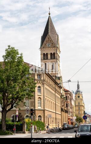 Herz Jesu Kirche, de 2019 Eglise orthodoxe serbe à Innsbruck, Tyrol, Autriche Banque D'Images