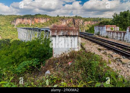 Gokteik Goteik ou GOK Teik viaduct sur la ligne de chemin de fer Mandalay - Hsipaw, Myanmar Banque D'Images