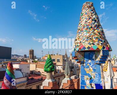 Extérieur du Palau Guell à Barcelone, art typique d'Antonio Gaudi Banque D'Images