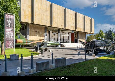 Athènes, Attique, Grèce. Le Musée de la guerre d'Athènes situé au centre de la ville d'Athènes. C'est le musée des Forces armées grecques Banque D'Images