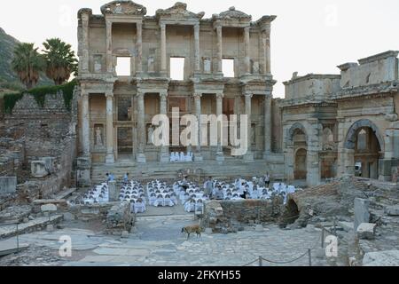 Ruines de bâtiments romains anciens à Éphèse, Anatolie, Turquie Banque D'Images