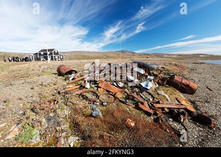 Myggbukta, une station de radio et de trappeurs de la baie Mackenzie, dans la mer du Groenland, en Terre du Roi Christian X, au Groenland. Banque D'Images