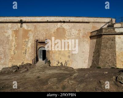 Entrée au fort nommé forte de Pessegueiro à Porto covo, Alentejo, Portugal Banque D'Images